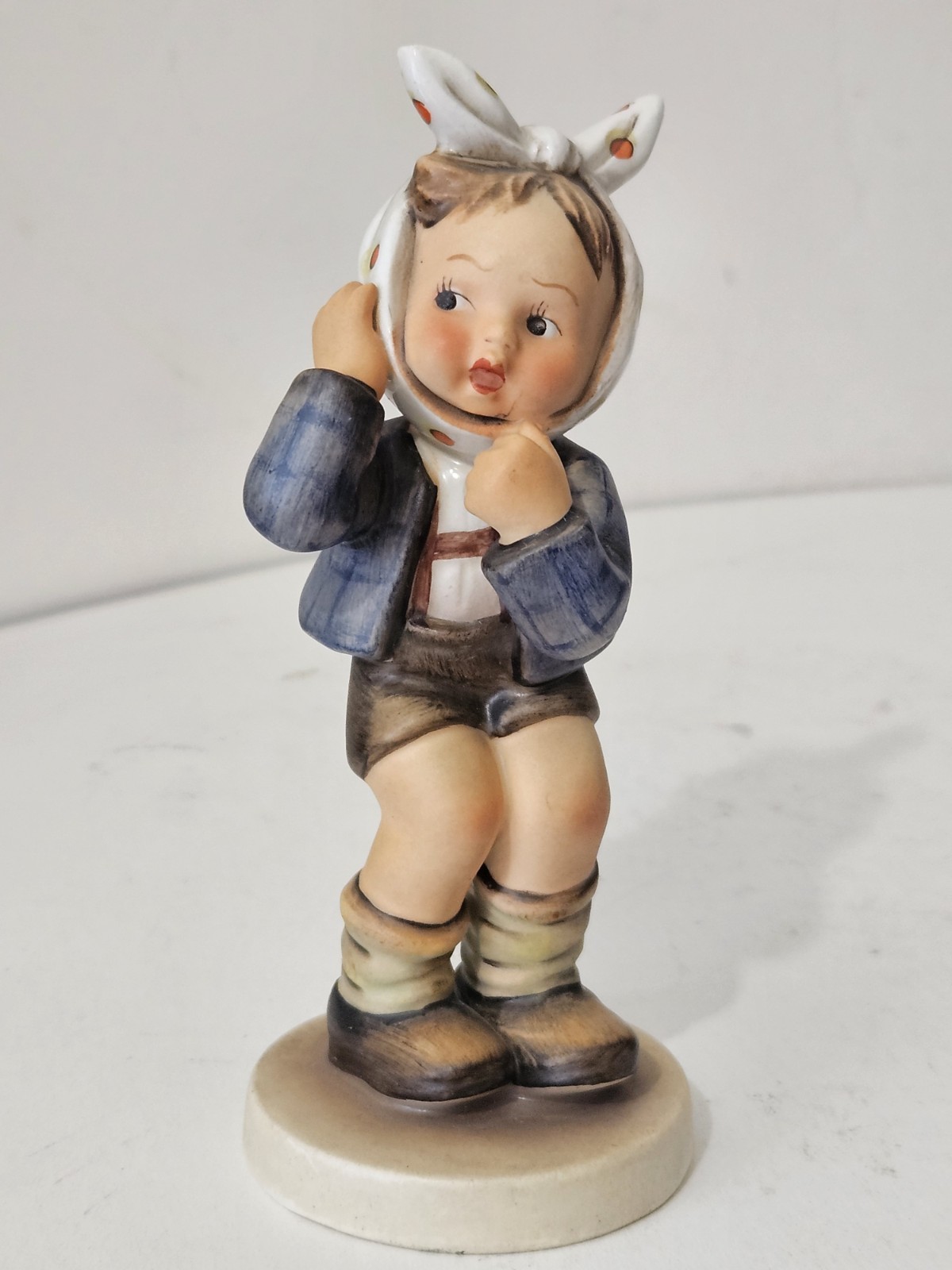 Rare Hummel Goebel Boy With Toothache 217 Figurine TMK2 Full Bee – 1950 1959