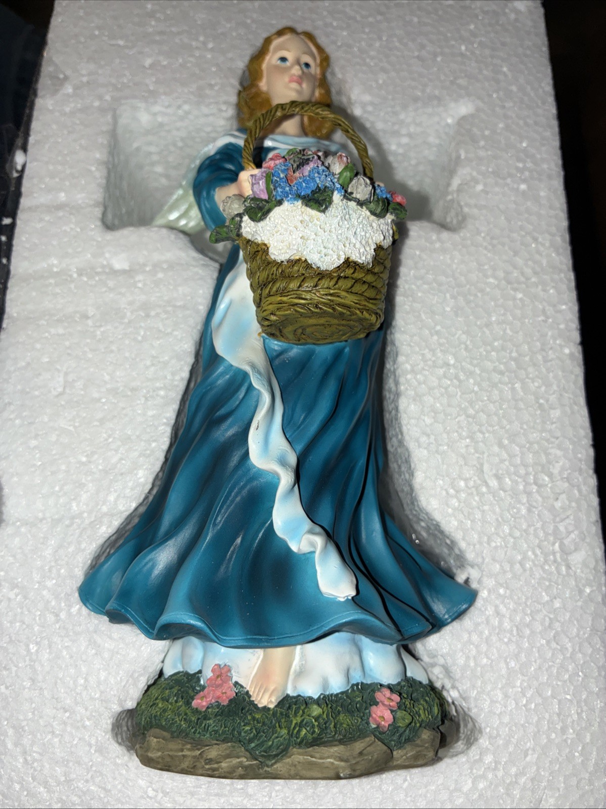 Pipka’s Limited Edition Earth Angels – The Victorian Angel Design 11709 A51 Nib