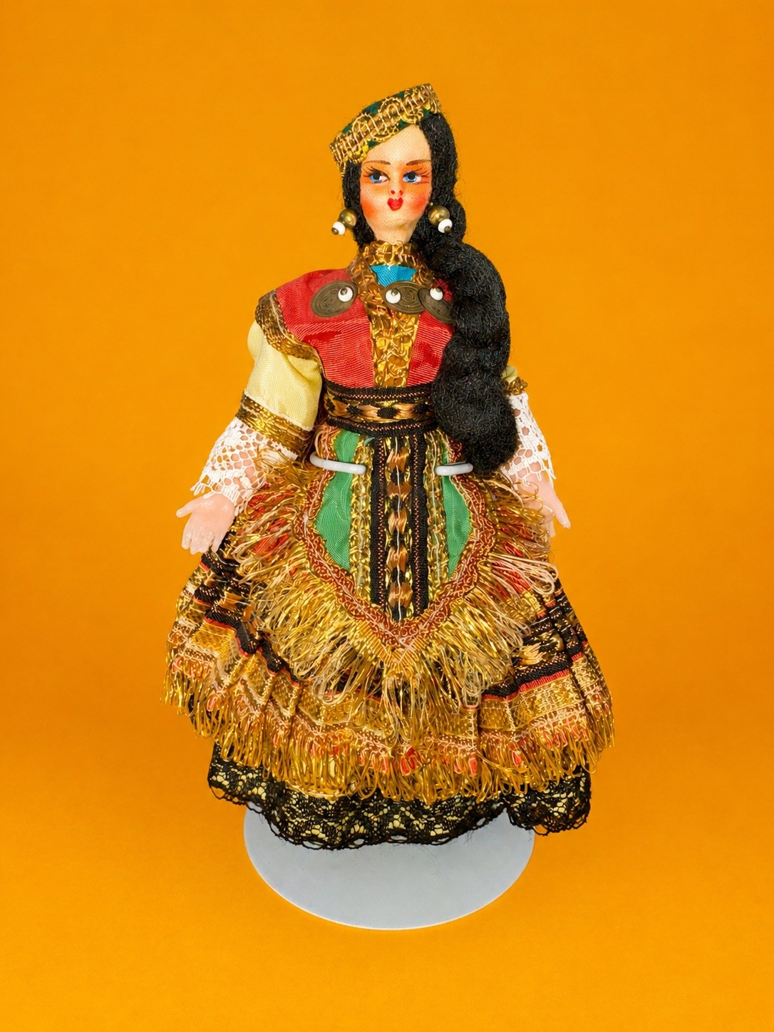 😲 COOL! Middle Eastern Doll Figurine Vintage Souvenir GORGEOUS Cool Hands 🙌