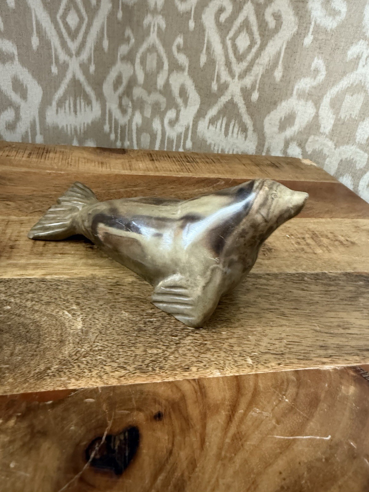 Vintage “Thorn Canada” Lightweight Seal Figurine – Faux Stone Horn/Resin Look
