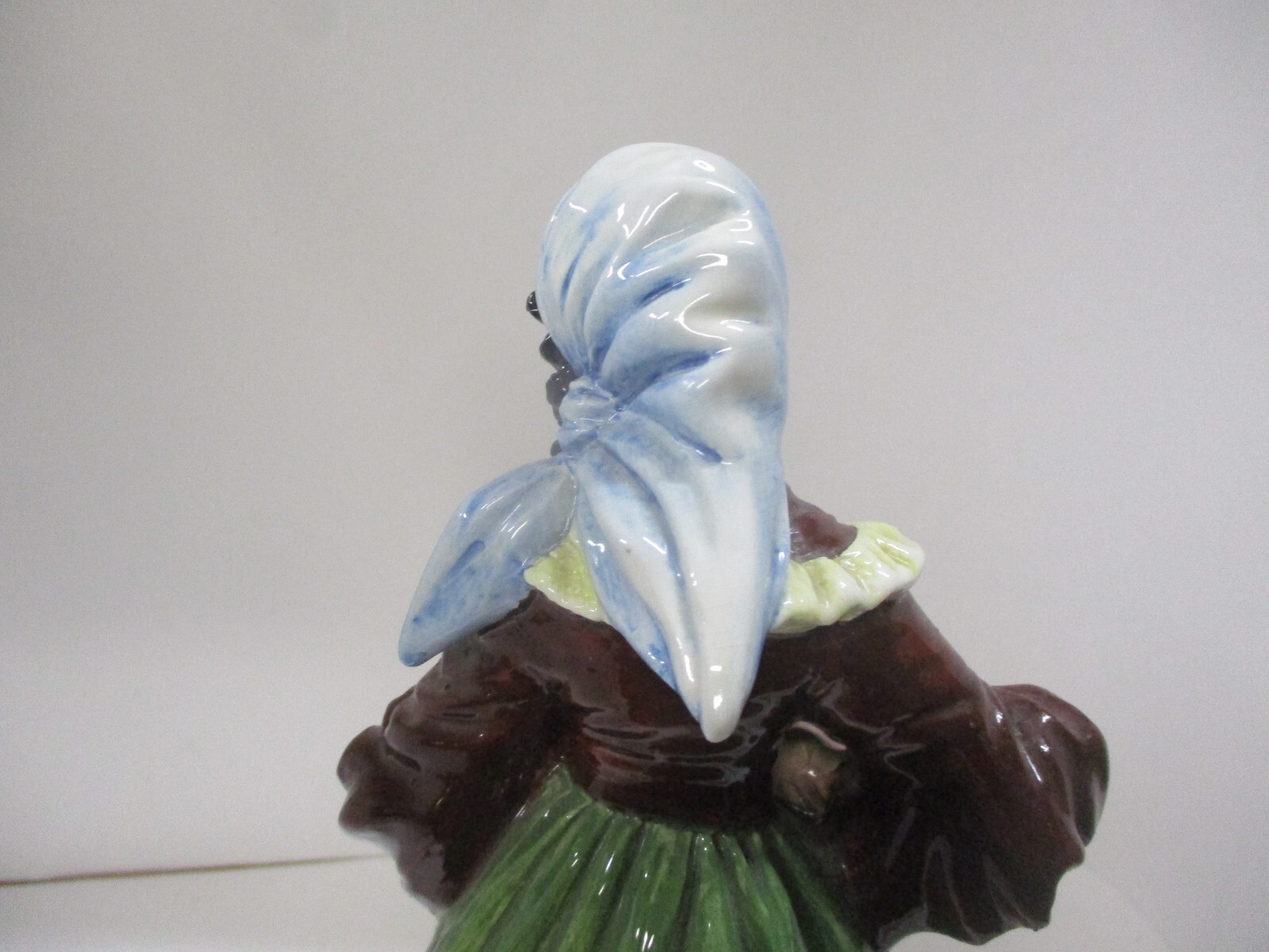 2 Ethan Allen Italy Figures Lady w/ Flowers, Man Leaning on Tree Stump