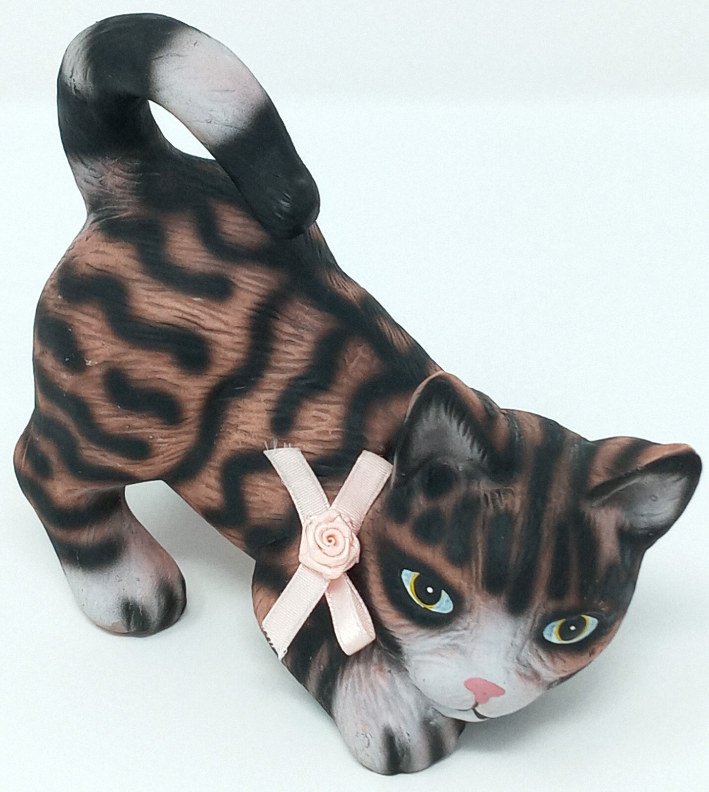 Ceramic Housecat Figurine Orange & Grey w/ Black Stripes 5″ T 5.5″ L 3.5″ W Cat