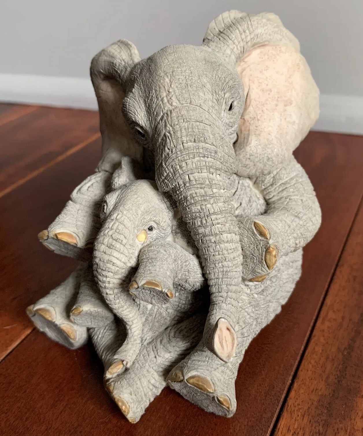 Tuskers Elephants 1994 Elsie and Marigold Hand Painted Figurine. RARE