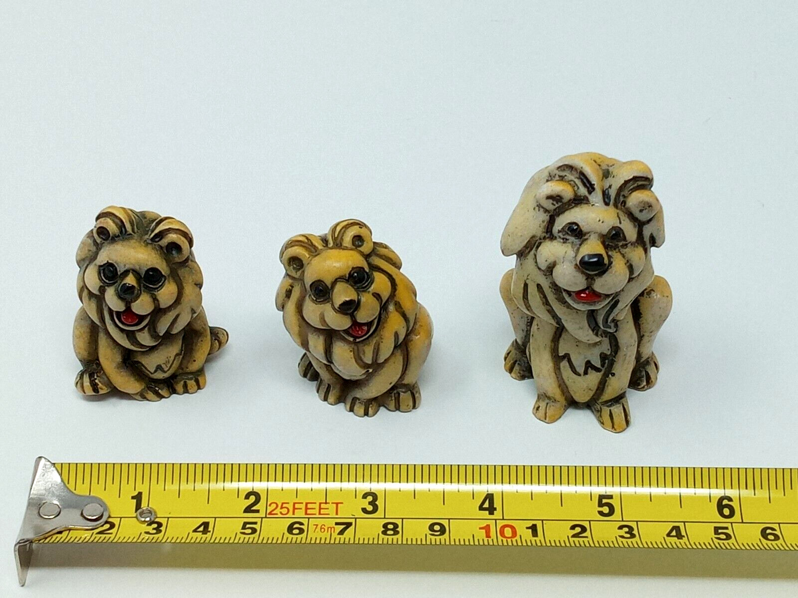 Set of Three Resin Lions Figurines made in Taiwan roc Vintage adult & cubs EUC