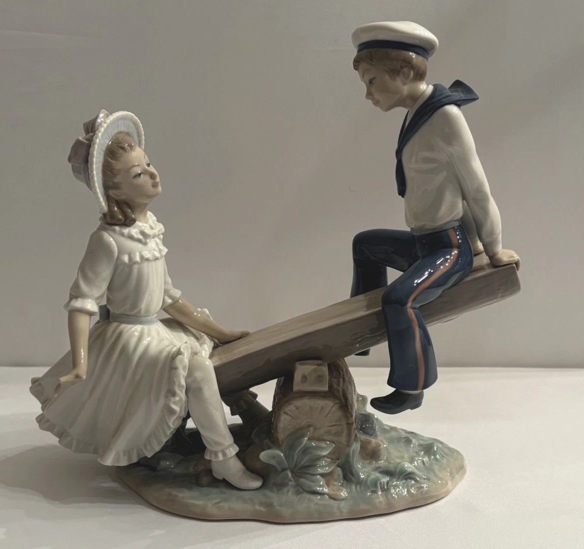 LLADRO Sailor Boy & Girl Seesaw Figurine #1255 Gloss Finish Retired (see photos)