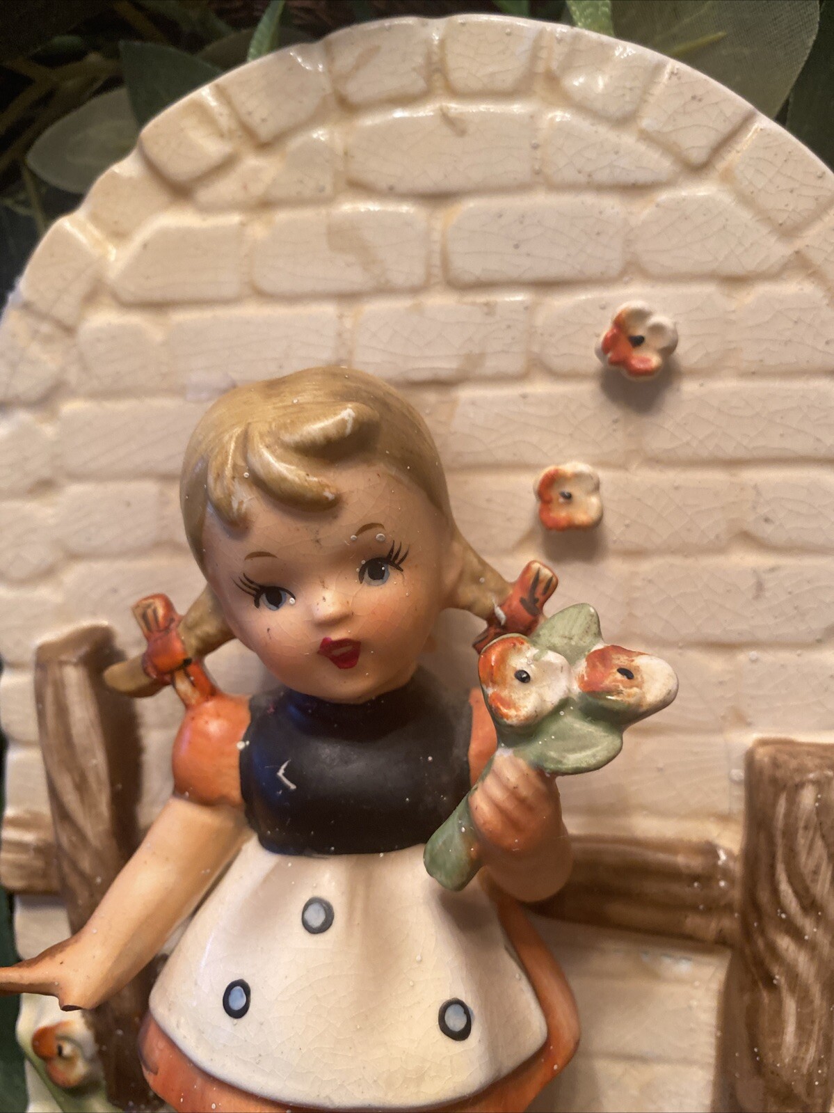 Vintage Erich Stauffer Wall Hanging Figurine -Girl & Flowers-Hummel #S8398 Great
