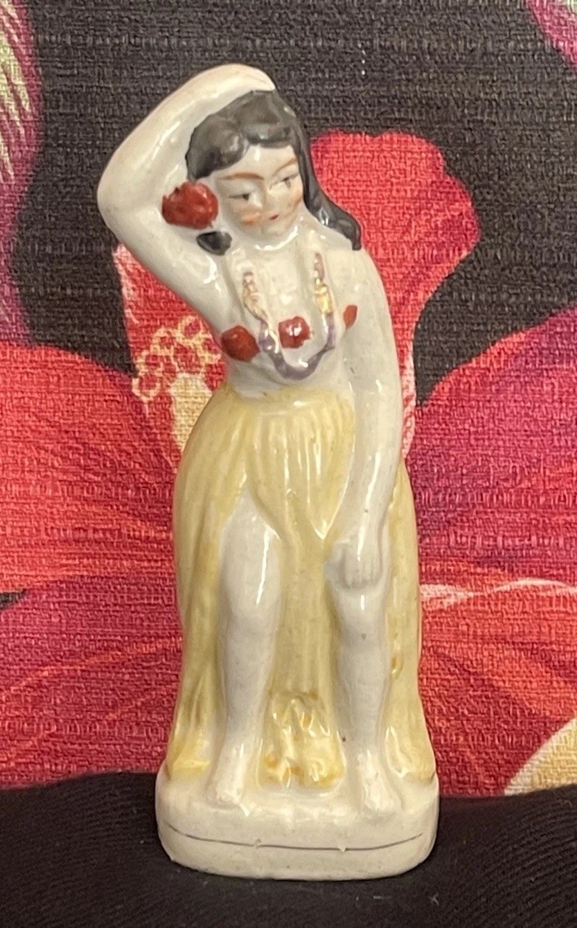 Vintage HAWAIIAN HULA Girl Figurine Made In Japan Hawaii Rare