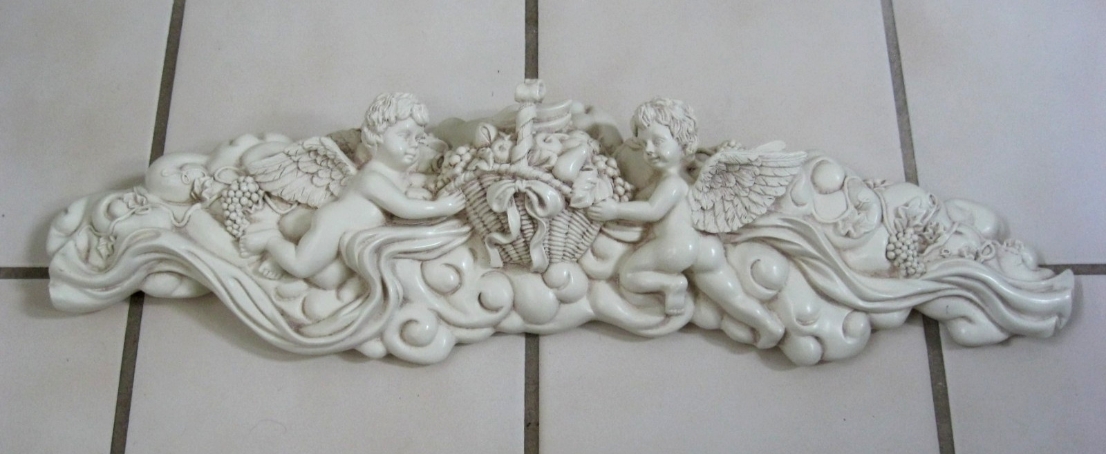 Wang’s Int’l Inc. Embossed Victorian Style White Cherubs & Flowers Wall Decor