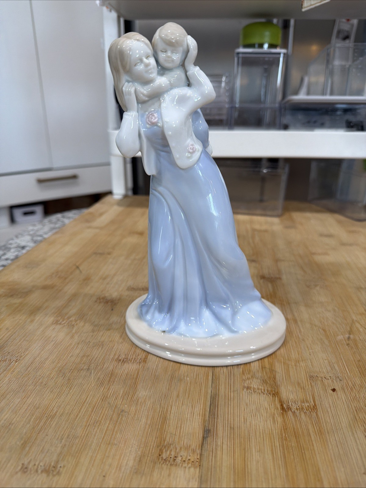 VTG Russ Berrie & Company Inc. Porcelain “Mother & Son” Excellent Condition *