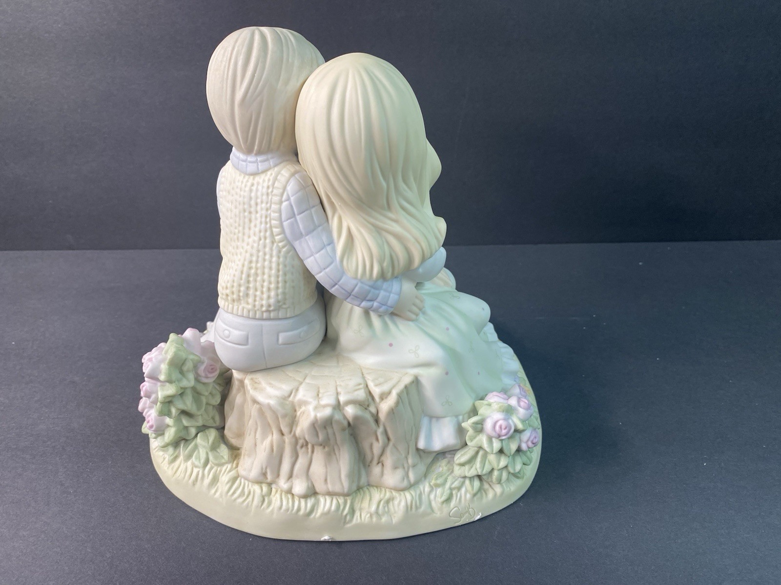 Precious Moments “My Heart Belongs To You” 2002 Limited Edition 110268