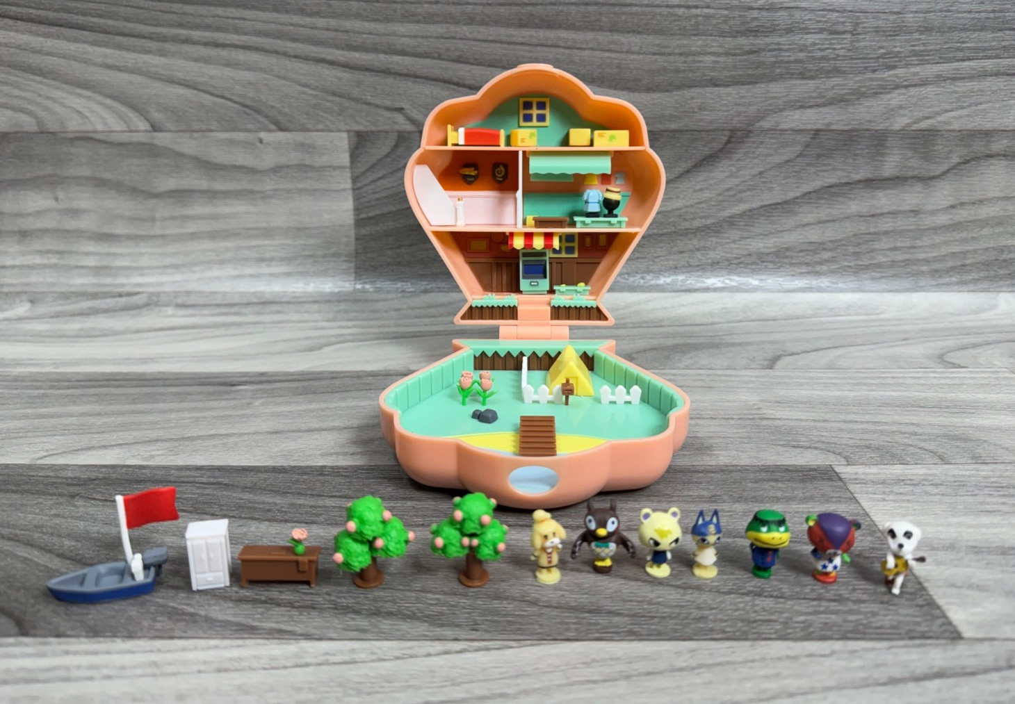 MY POTATO GAMES ANIMAL CROSSING MINI FIGURES / COMPACT PLAYSET LIKE POLLY POCKET
