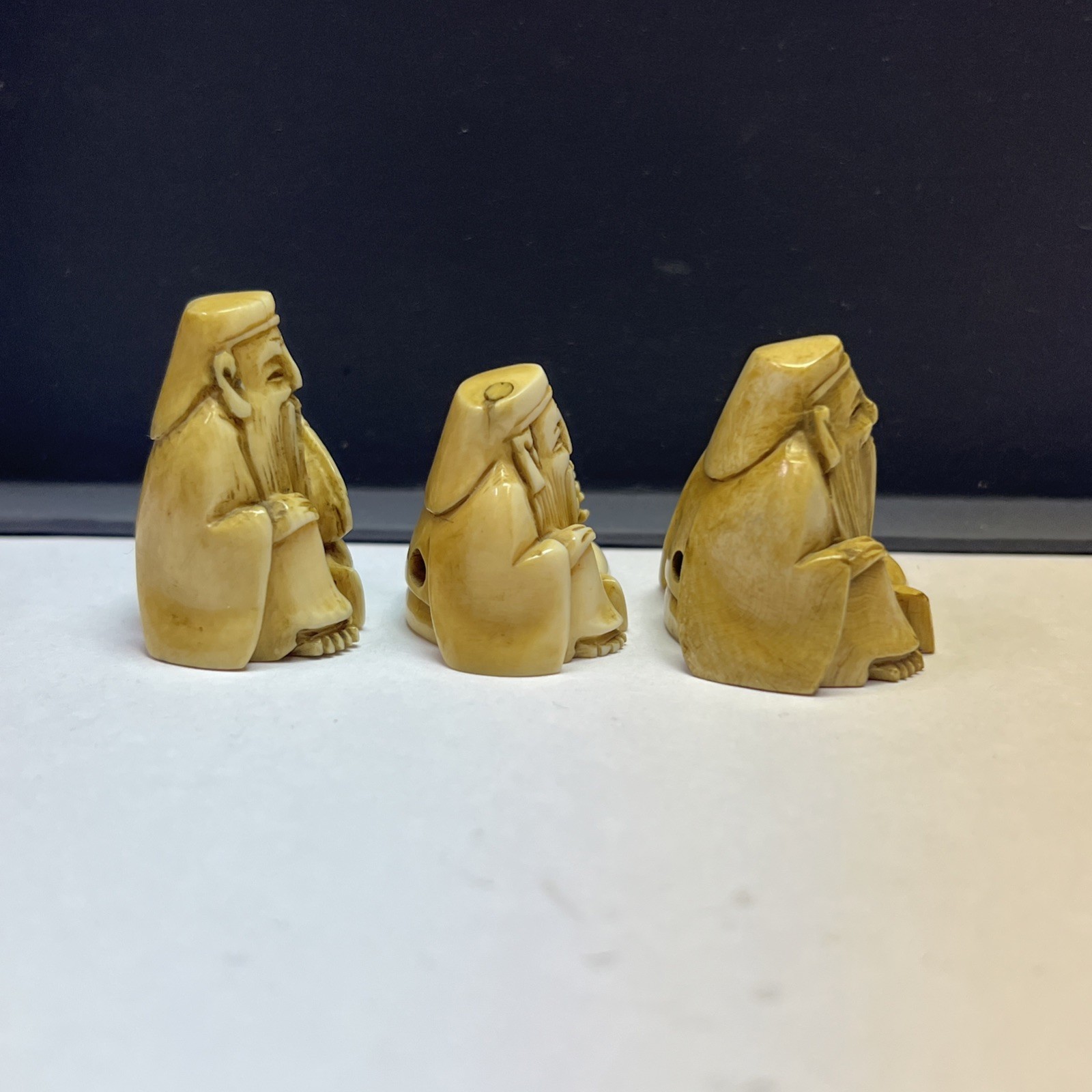 3x VINTAGE CARVED FIGURINE GODS OF WISDOM Made Of RESIN / JAPAN #D