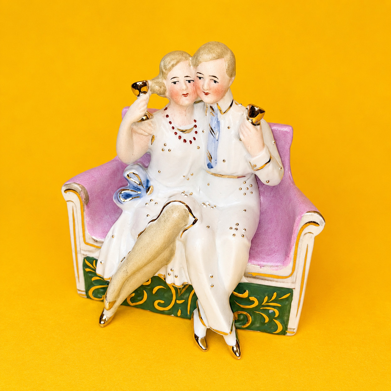 ❤️ CUTE Vintage 1920s Couple Man Woman Cheers Anniversary Figurine Bisque LOVE