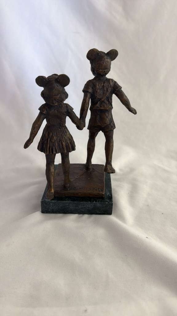TreeHouse Galleries Dennis Smith “The Veteran” Signed Bronze Sculpture 7.25in