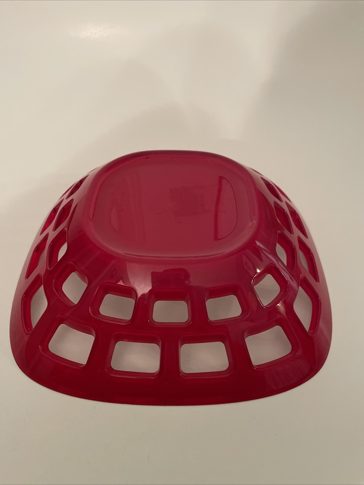 MCM Melamine Red & White Guzzini Bread basket Fruit bowl Lattice Italy 1960’s
