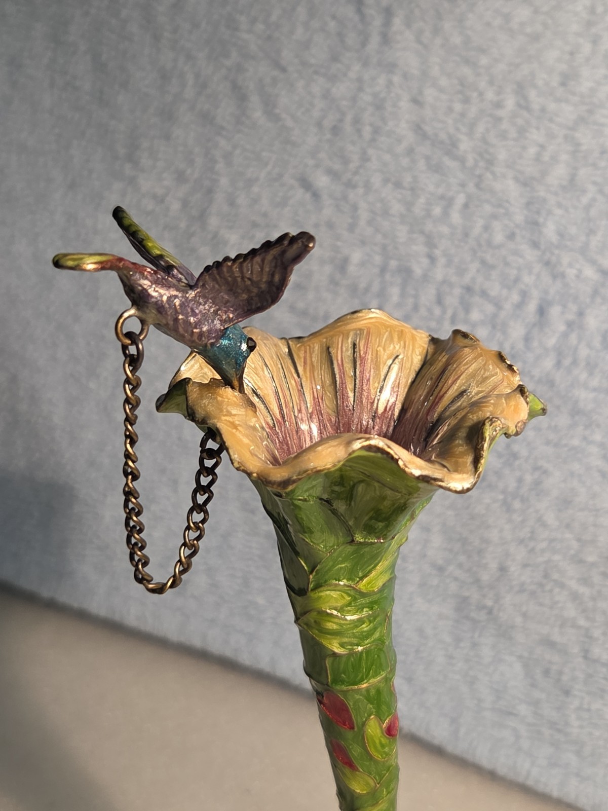 VTG Le Tresore’ Enamel on Metal Hummingbird in Flower Figurine With LT Mark