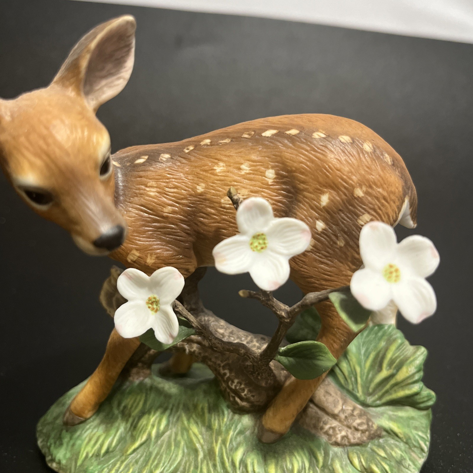 Lenox Figurine Woodland Animals White Tailed Deer Figurine Afternoon Splendor