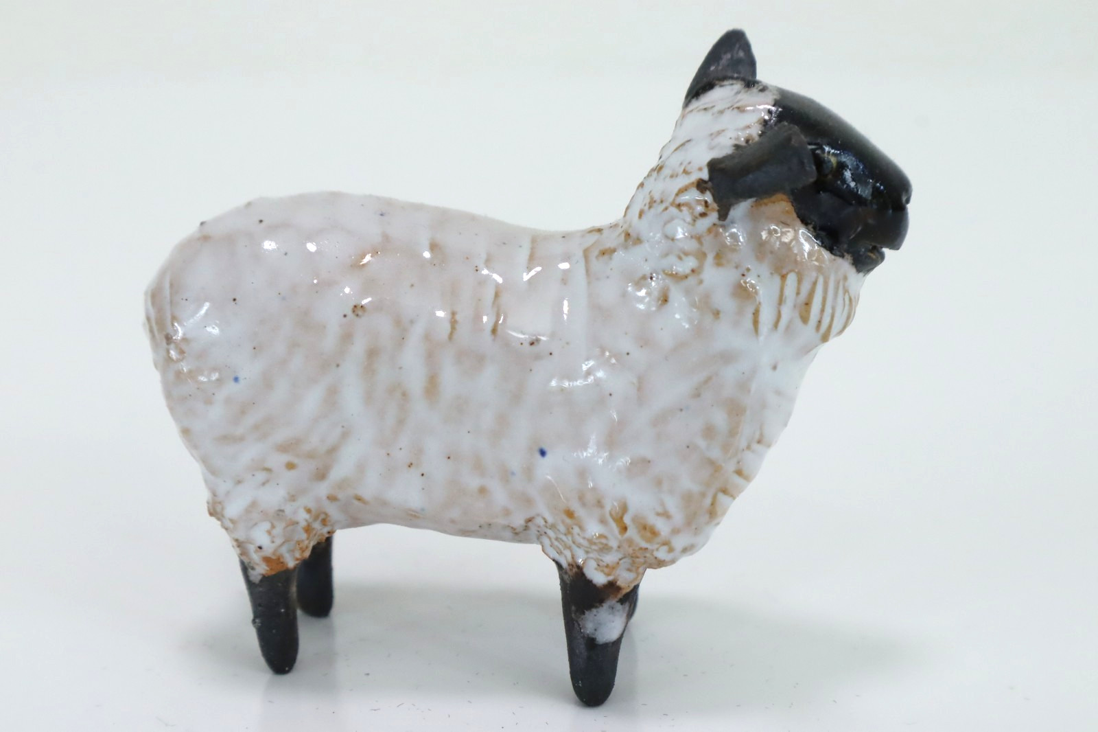 Vintage Ceramic Beswick Black Faced Sheep Figurine 2″ Lamb