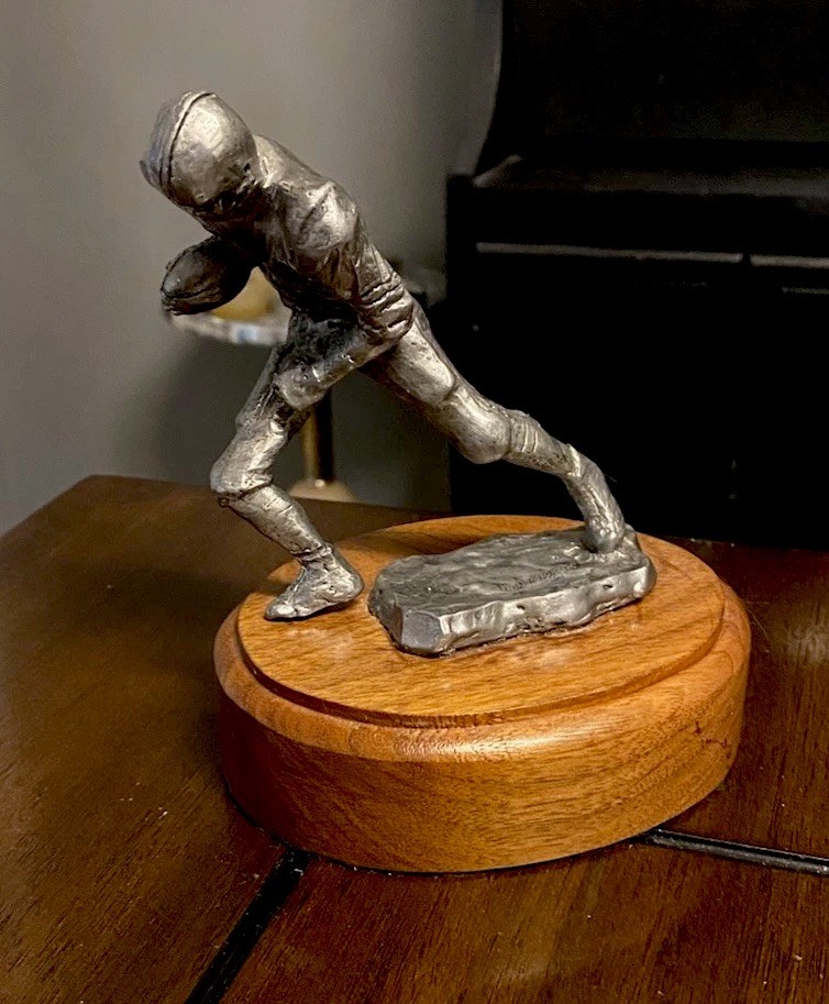 Signed 1979 Michael Ricker Ltd. Edition No. 414/500 Pewter Football Player