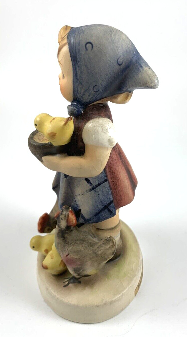 Feeding Time #199/0 | Hummel Goebel | 1948 | 4.5″ | Vintage | Very Good | Used