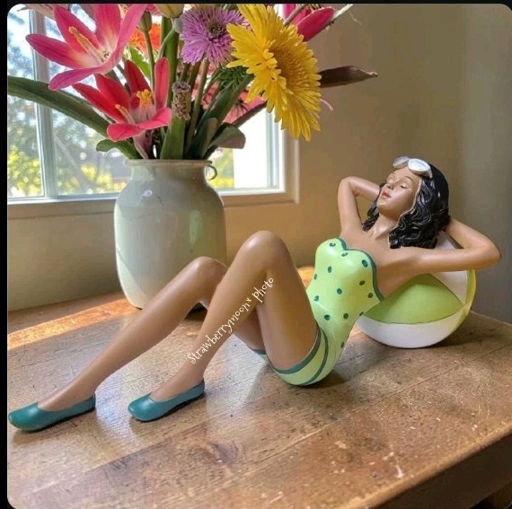 Art Deco Sun Bathing Miami Beach Beauty Retro Vintage like Risque Figure Statue