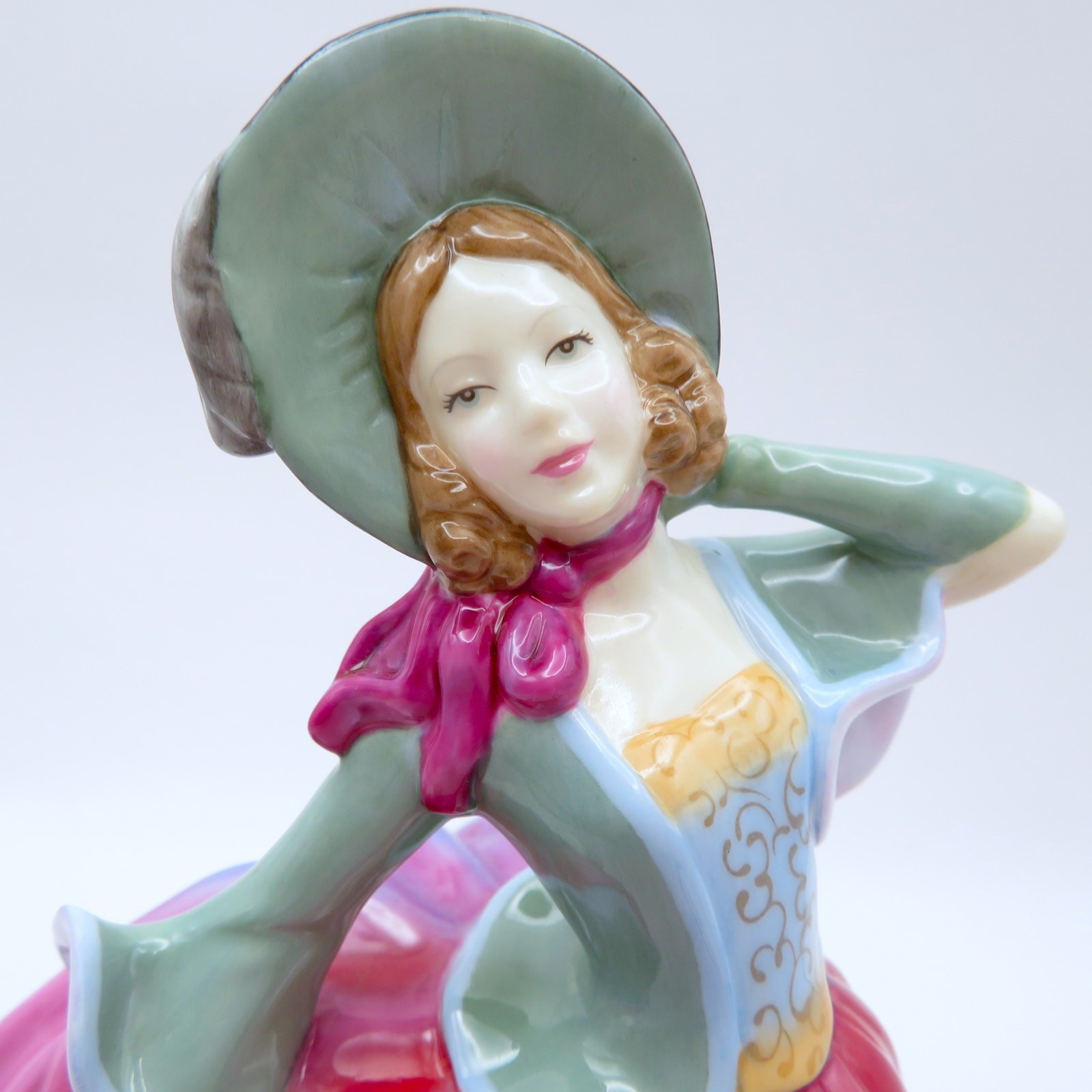 Royal Doulton Pretty Ladies Autumn Breeze HN4716 Bone China Figurine 2004