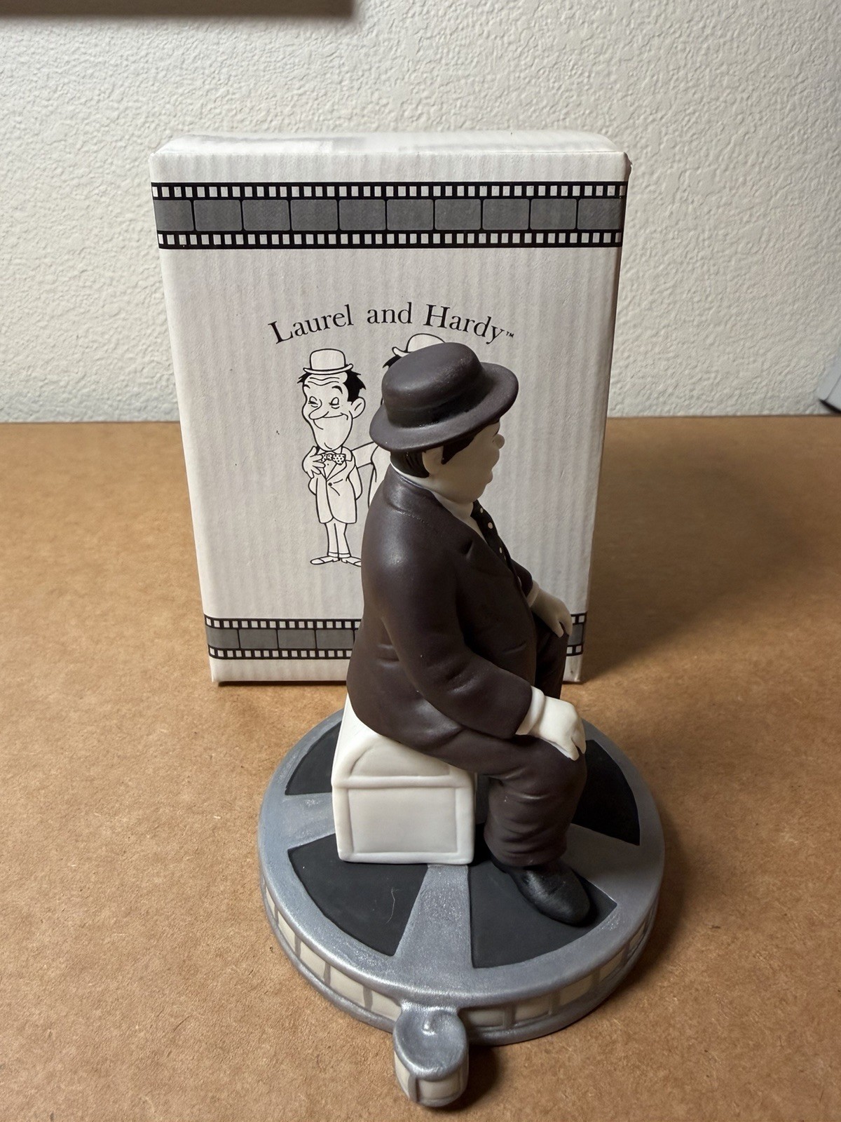Laurel & Hardy Westland Giftware Figurine Set w/ Boxes #6531 #6532