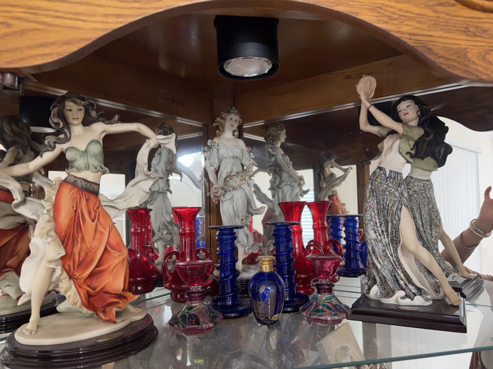 Porcelain Woman Dancer Figurines on Wood Base, Art Theme, 3D,Belly Dance, Gypsy