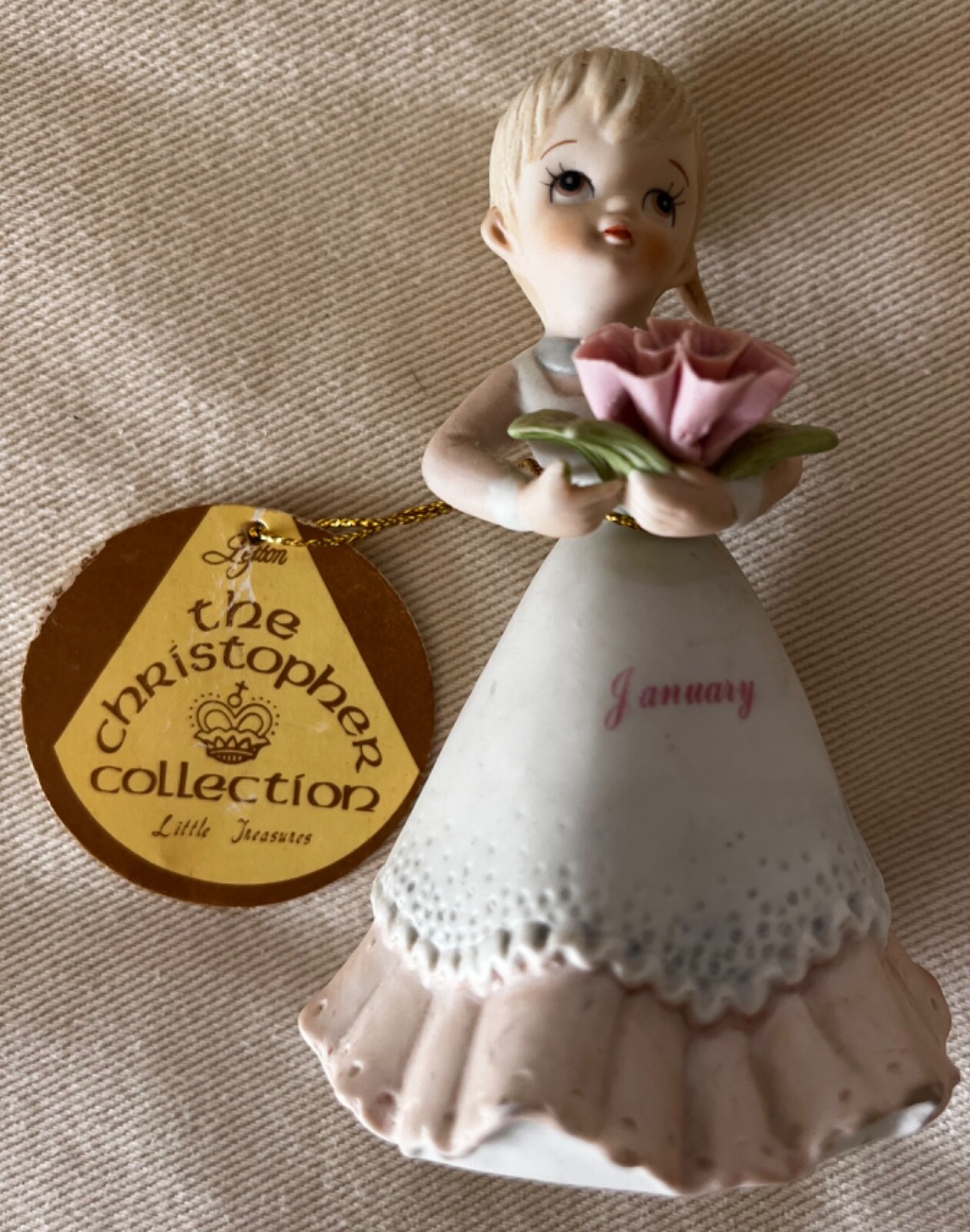 Sweet Lefton 1983 “Smile God Loves You” January Birthday Angel w/Tag 4.50″T