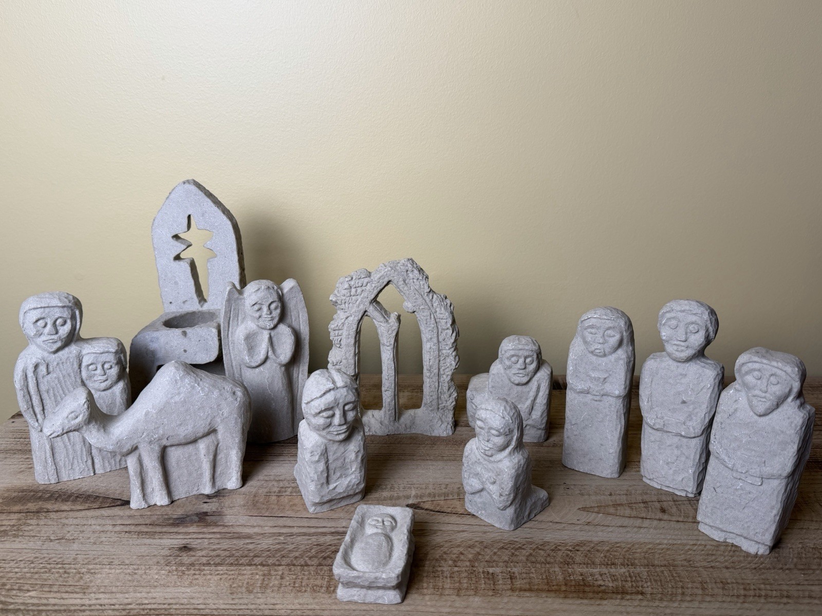 Vintage Kilcullen Kieran Forde Stone Irish CELTIC Nativity Set 12 PIECES