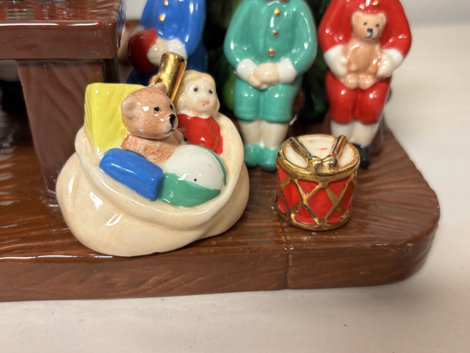 2011 Royal Doulton Holiday “Santa’s Toy Testing” Limited Edition 3386/4500