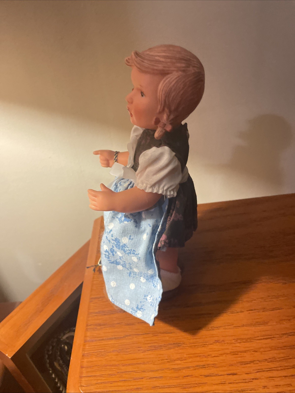 Hummel Goebel Vinal 8″ Doll With Clothes Smoke Free Home Collectable Pristine!
