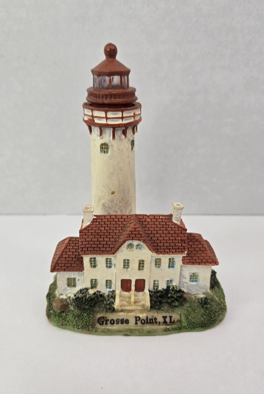 Grosse Point, Illinois Lighthouse Collection Souvenir Figurine 4.9″ Tall