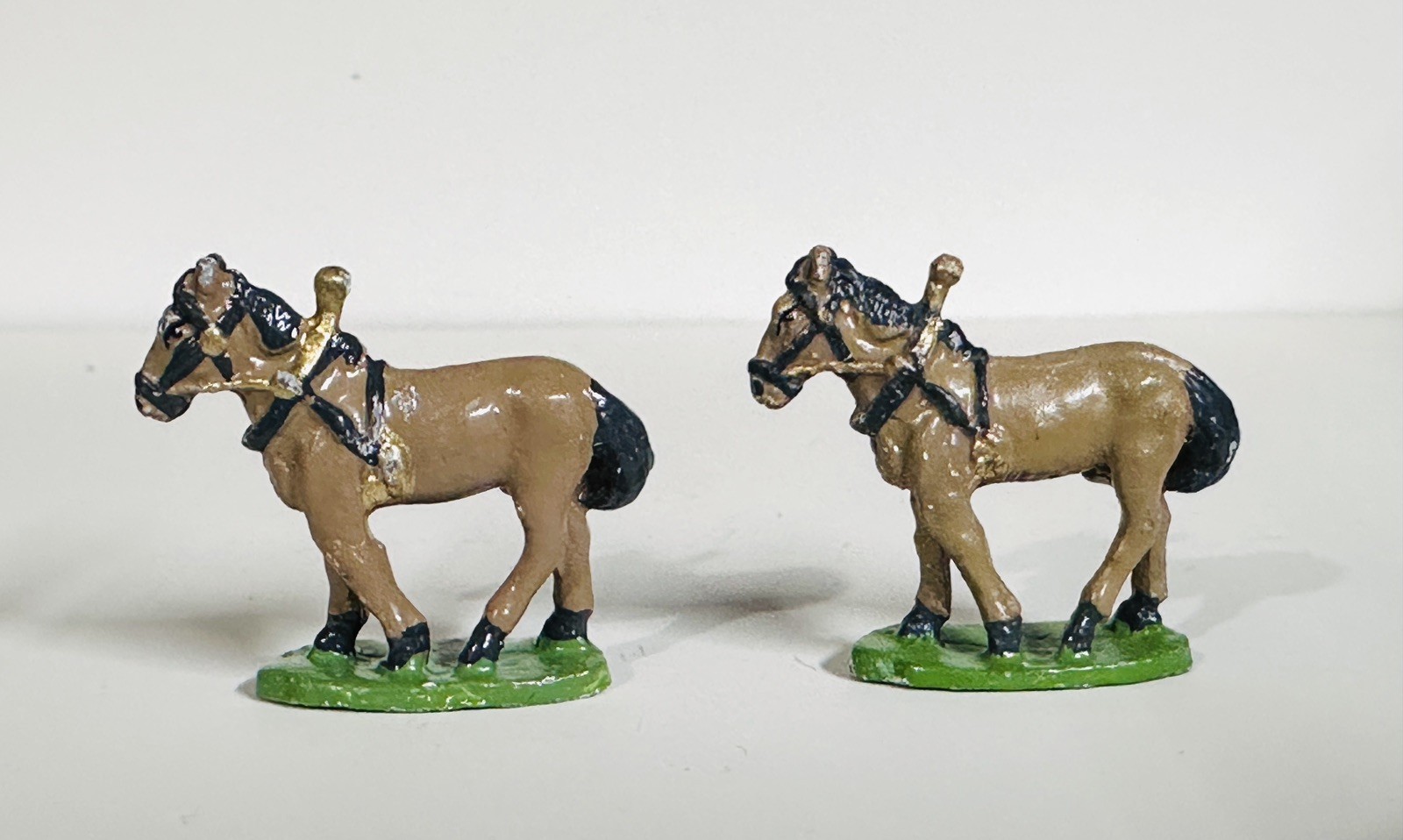 Tiny Vintage Metal China 99 IRS Farm animals Cow Horse Donkey FIGURES
