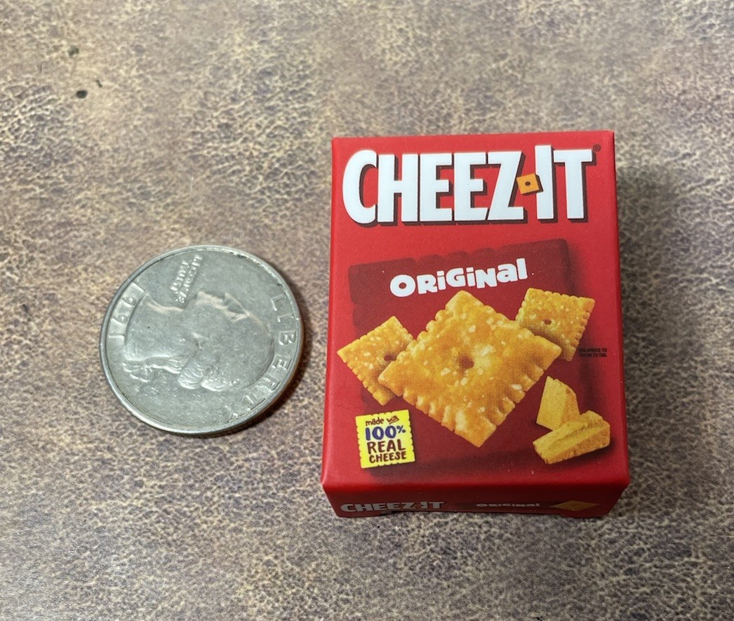 MINI VERSE REAL BRANDS BOX OF CHEEZ-IT ORIGINAL