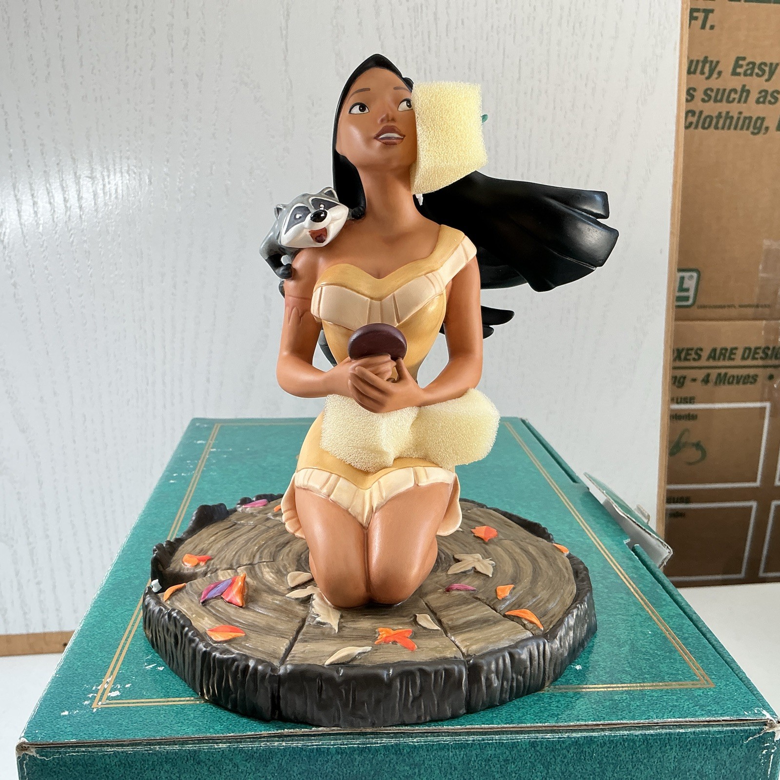 Disney WDCC – Pocahontas, Listen With Your Heart – Box & COA MINT – PROTOTYPE