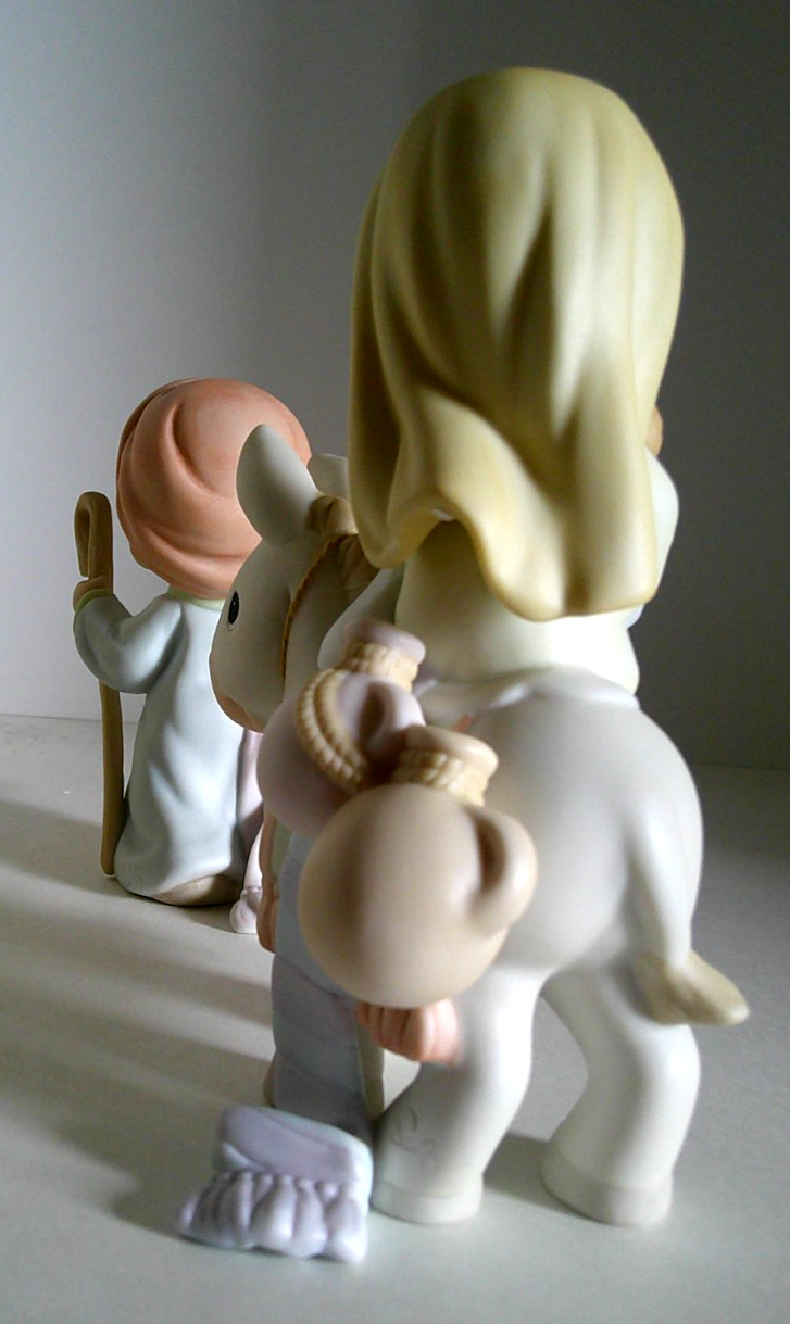 PRECIOUS MOMENTS “Flight Into Egypt” #455970 – 1998 – Cert. of A. – BRAND NEW