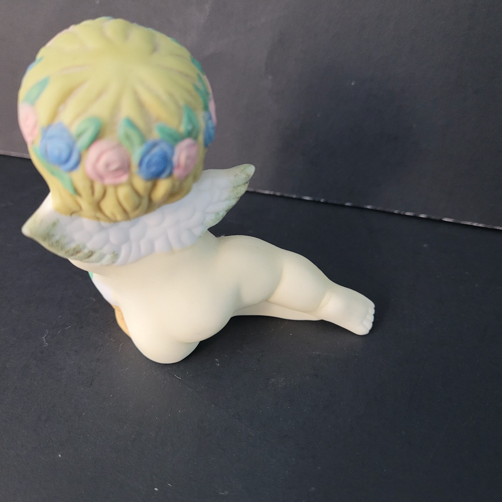 Sitting Kewpie Angel With Flower Head Wreath Vintage