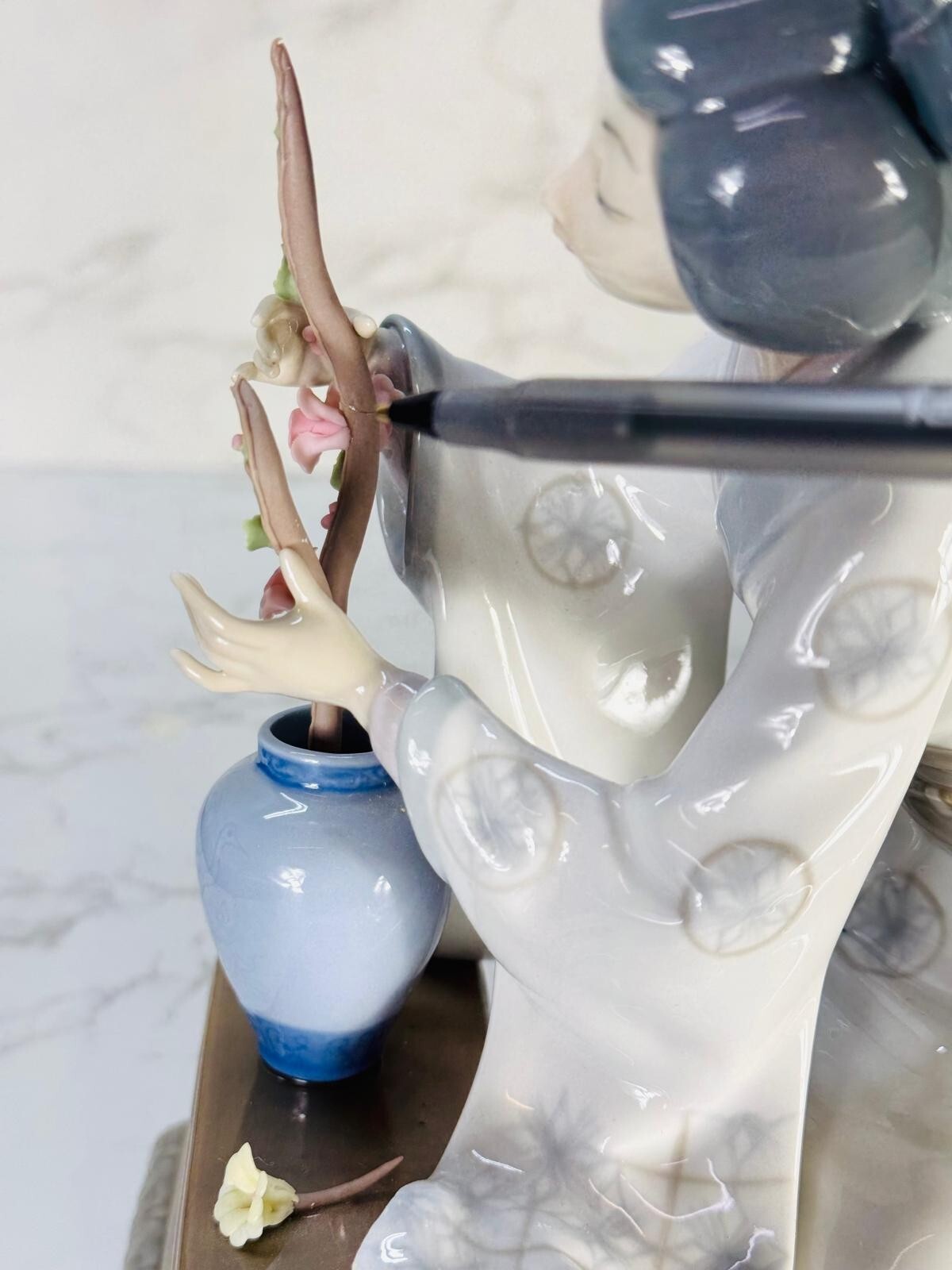 Lladro Japanese Geisha Flower Arranger Porcelain Figurine 4840