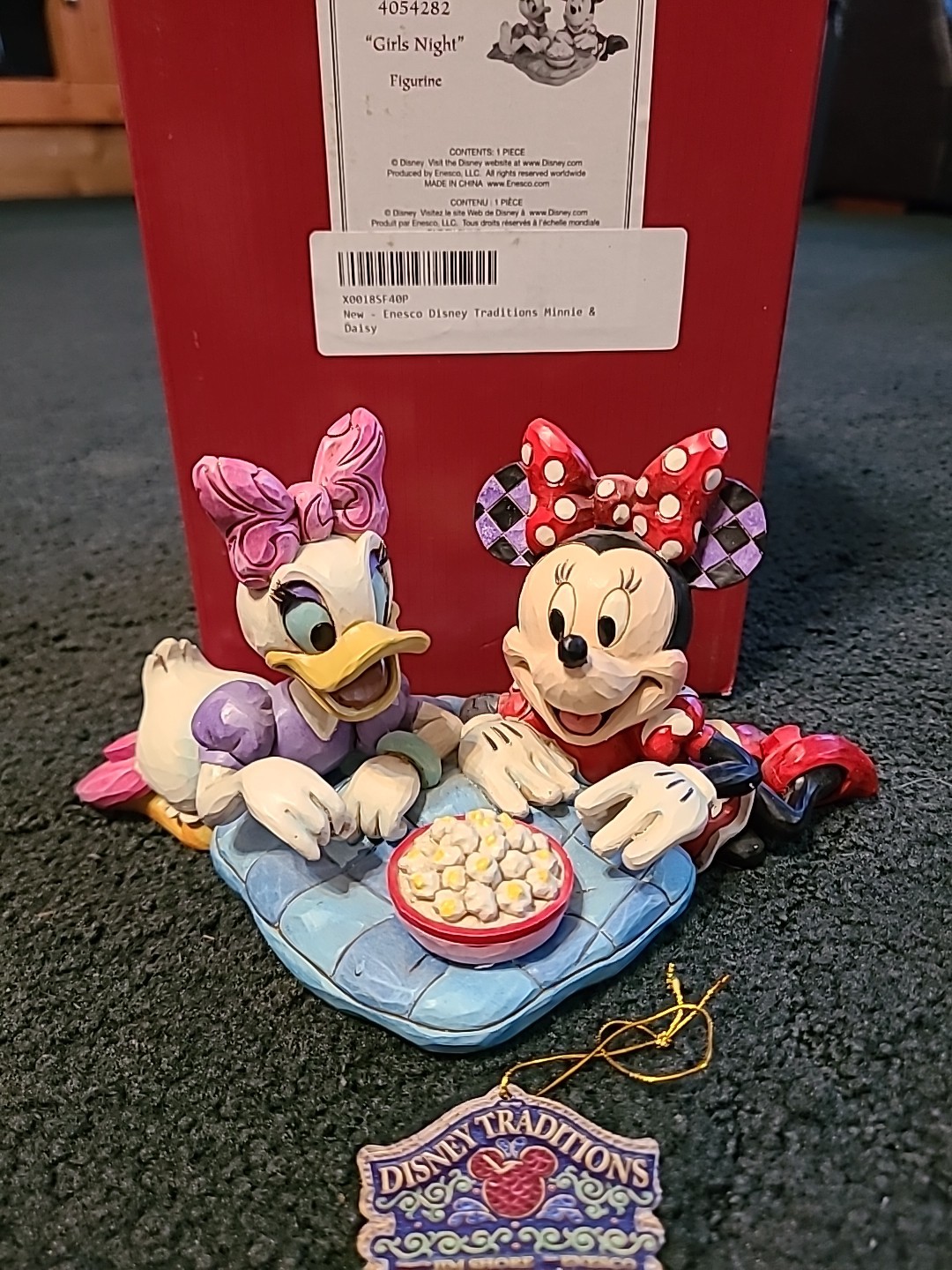 Disney Traditions RETIRED Minnie Mouse and Daisy Duck Figurine, “Girls Night”