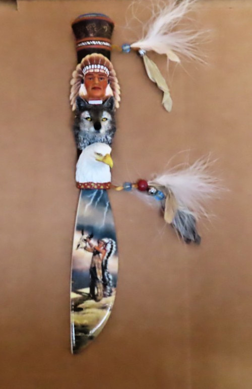 Wolf Replica Knife by Bradford Exchange Call of the Wild Mystic Spirits NICE!