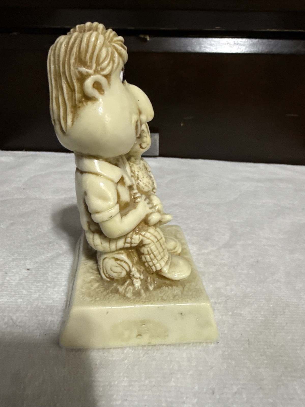 Vintage 1976 Russ Berrie “Any man can be a father…” # 5” Resin Statue Father Day