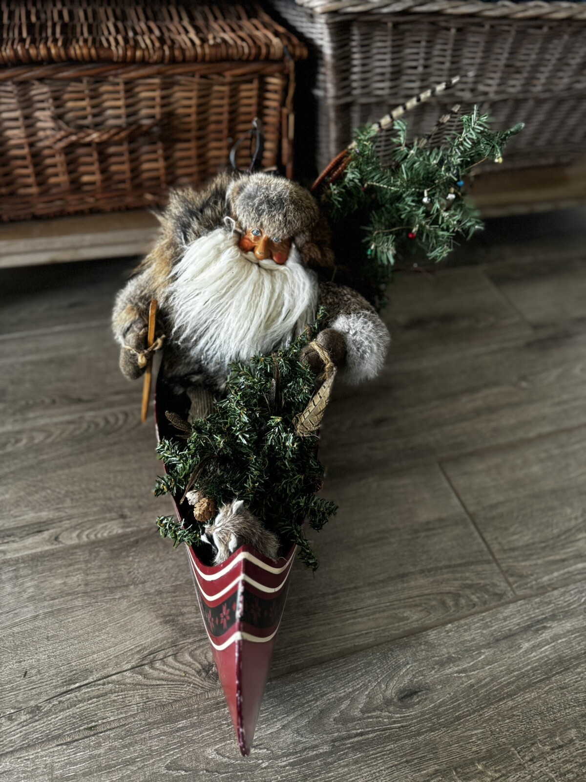 RUSTIC Trapper Santa Mountain Real Fur Rowing canoe Skis Raccoon Centerpiece XL