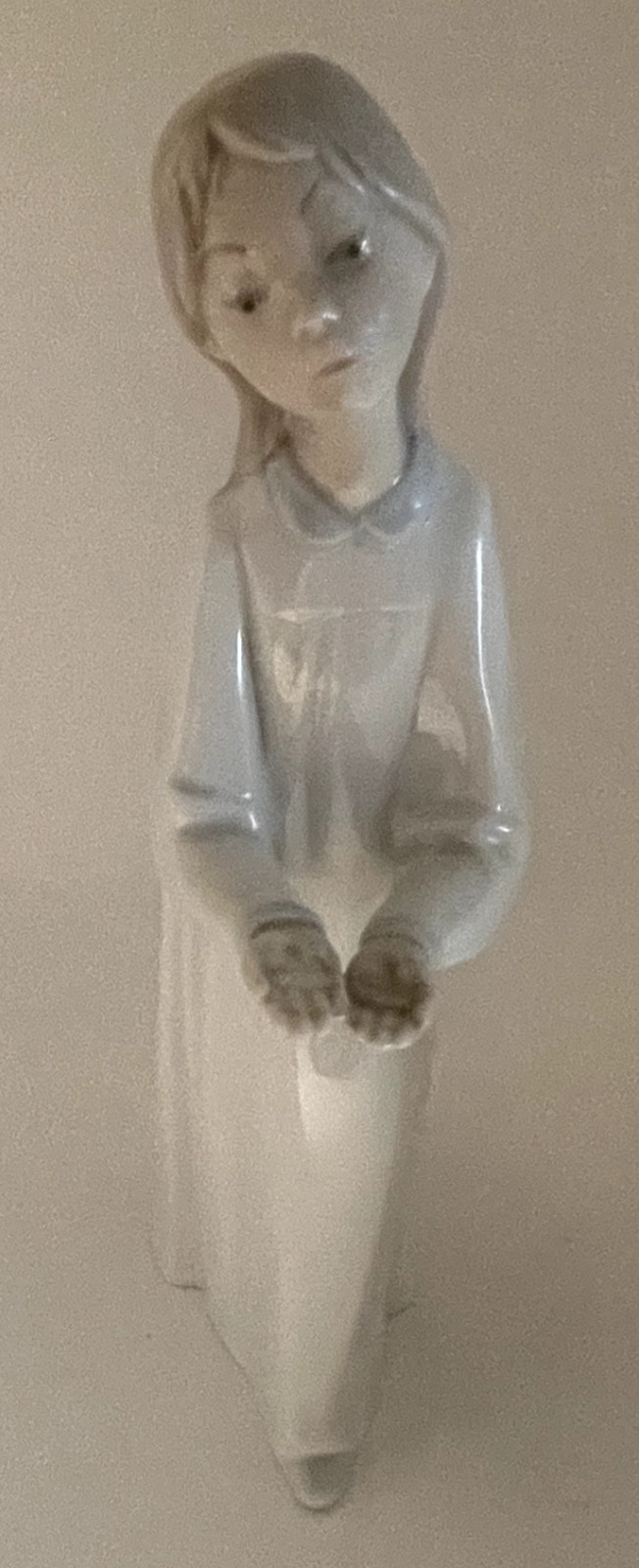 LLADRO #4868 Vintage Retired – “GIRL WITH CANDLE” EUC ‘74-‘00 Fulgencio Garcia