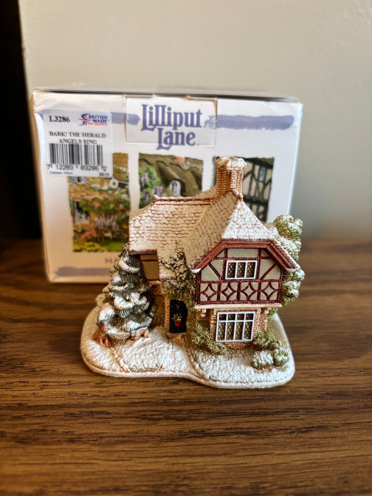 Lilliput Lane “BARK! THE HERALD ANGELS…” English Cottage w/Deed & Box ~ L3286