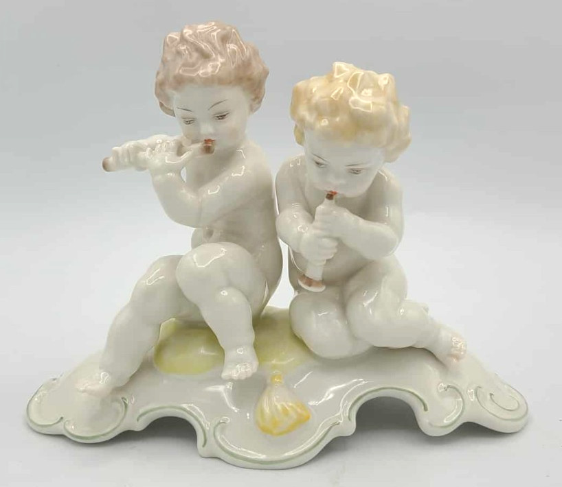 Vtg Hutschenreuther Selb Germany by Karl Tutter Large 8″x 6.25″ Putti Figurine