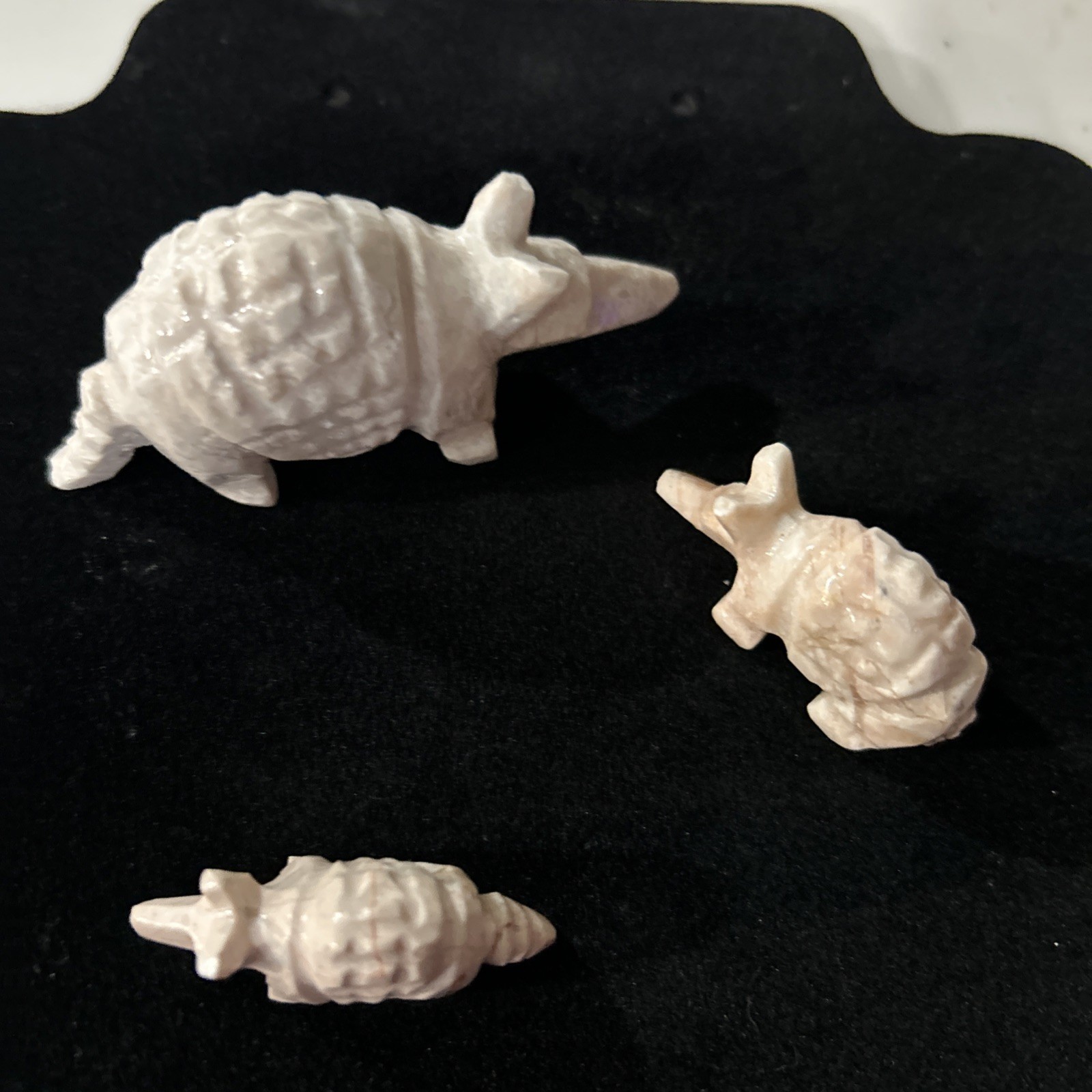 Vintage Small Glass Armadillo Figurines, Various Colors And Sizes