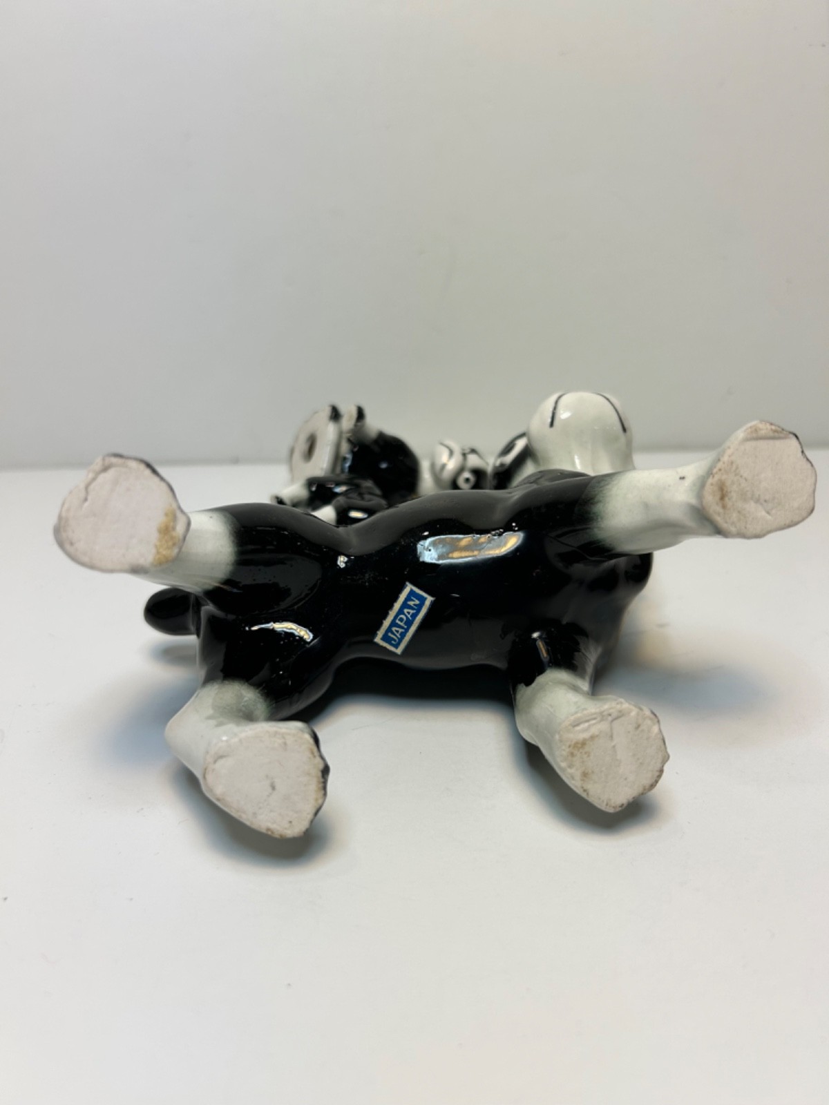 dog figurine ceramic Black and White, Mama With 2 Babies