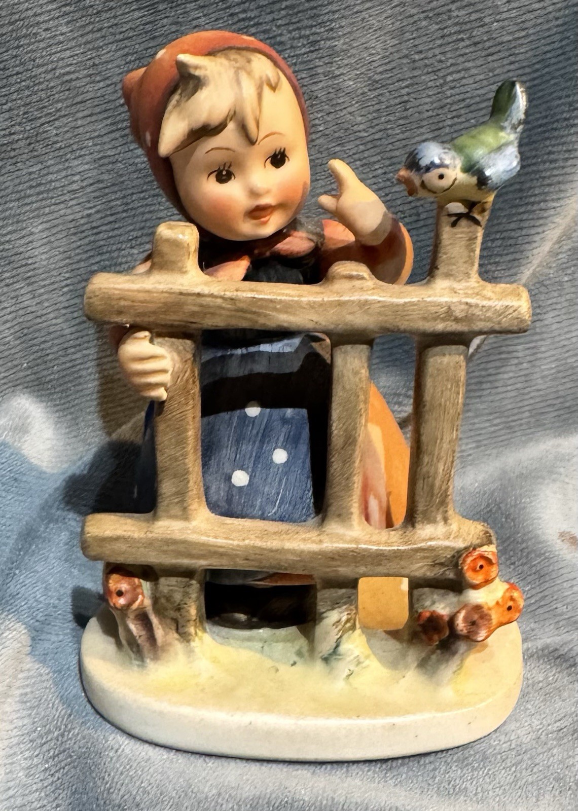 Hummel Figurine ” Signs of Spring ” 203 2/0 TMK2 W Germany