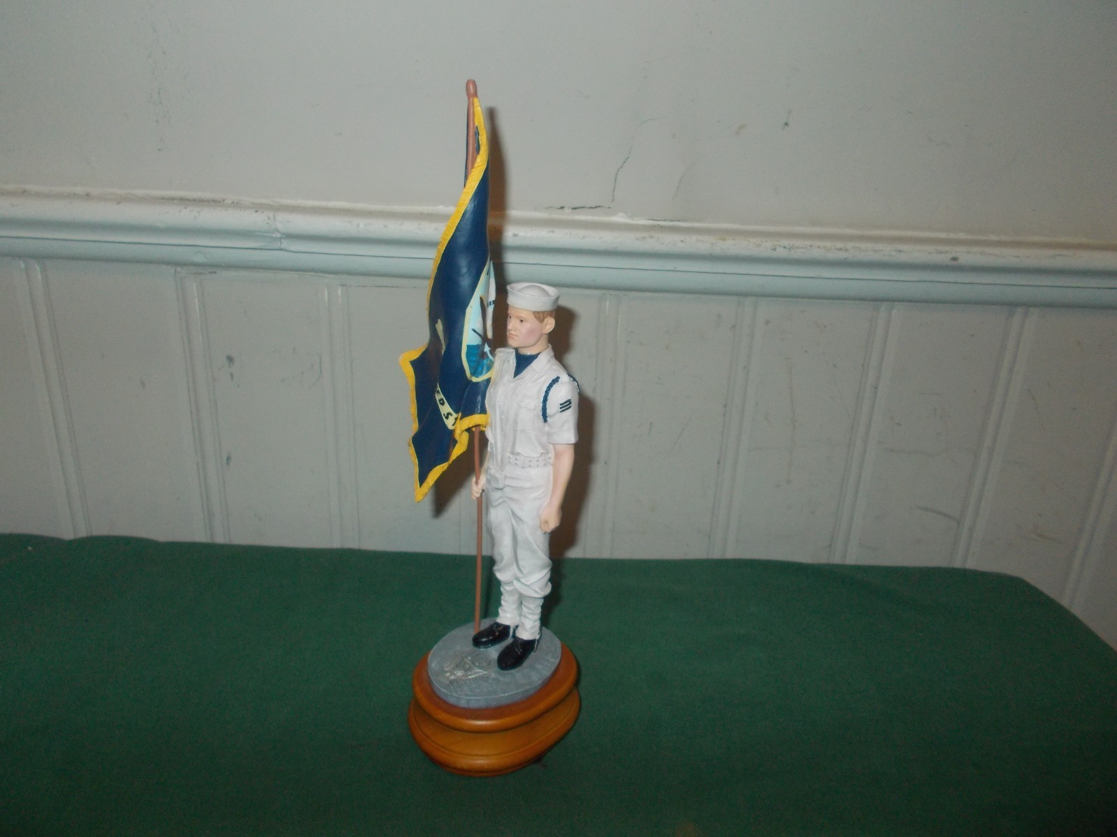 AMERICAN HEROES US NAVY COLOR GAURD MUSIC BOX “ANCHORS AWEIGH” 13 INCHES TALL